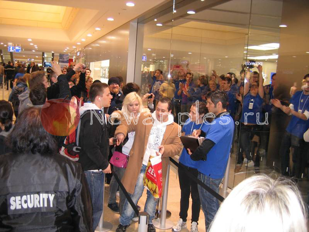 Dresden_apple_store_10