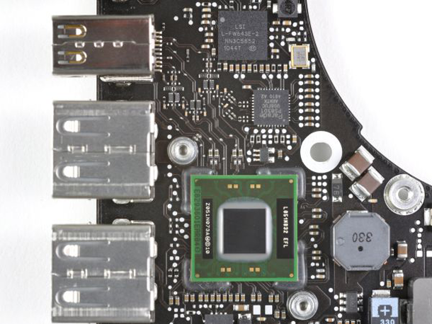 mba_thunderbolt_2