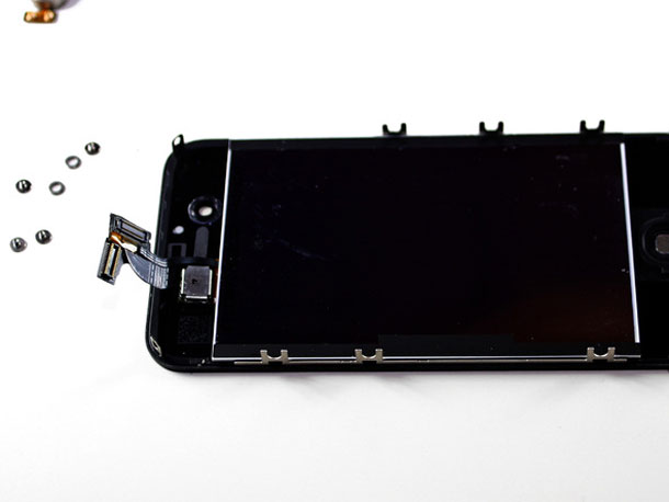 ifixit_iphone4s_12