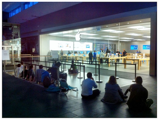 launch_iphone_4s_line_7