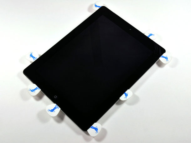 ifixit_tears_down_the_new_ipad_melbourne_australia_02