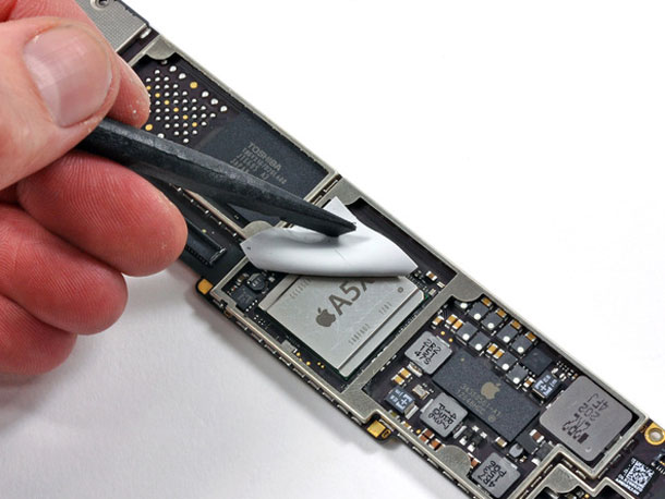 ifixit_tears_down_the_new_ipad_melbourne_australia_021