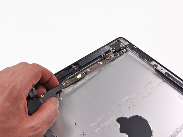 ifixit_tears_down_the_new_ipad_melbourne_australia_031