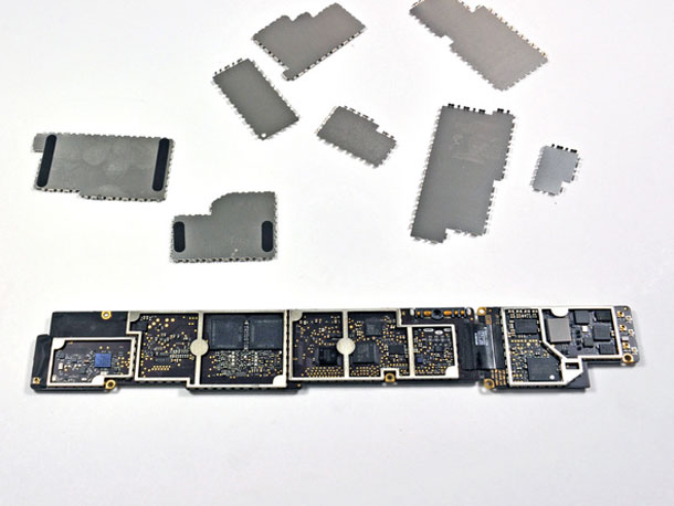 ifixit_tears_down_the_new_ipad_melbourne_australia_18