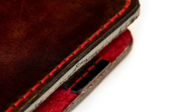 beautiful_ipad_case_than_this_stunning_leather_folio_2