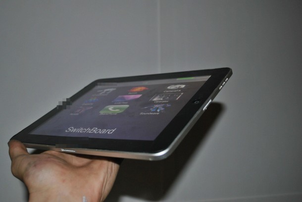 ebay_prototype_original_ipad_with_dual_dock_connectors_1