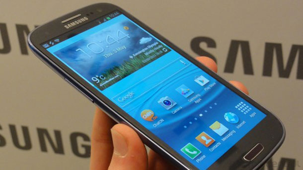samsung_announces_galaxy_iii_biggest_iphone_competitor_date_11