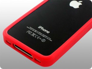 apple-apparently-set-to-launch-a-red-colored-iphone-bumper_2