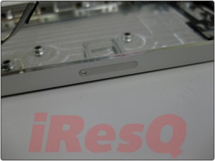 heres-what-the-iphone-5-looks-like-with-some-of-its-parts-assembled_2