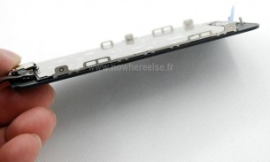 iPhone-5-front-assembly-compared-to-iPhone-4S-in-stunning-high-quality_8