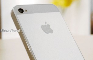 turn-your-iphone-44s-into-the-next-gen-iphone-with-this-back-plate-mod-kit_7