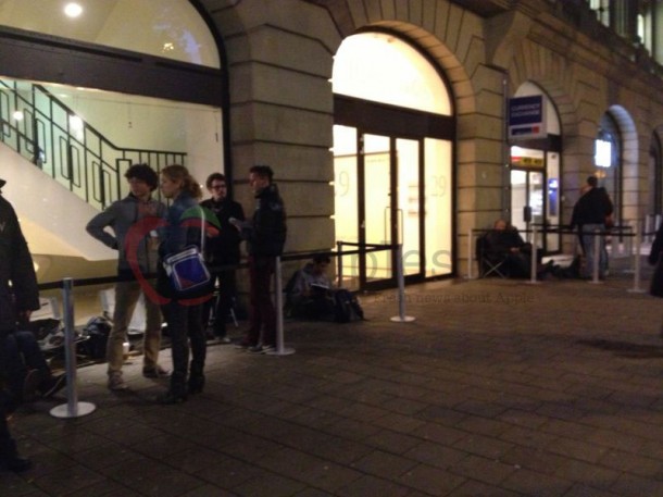 apple_store_amsterdam_iphone5_10