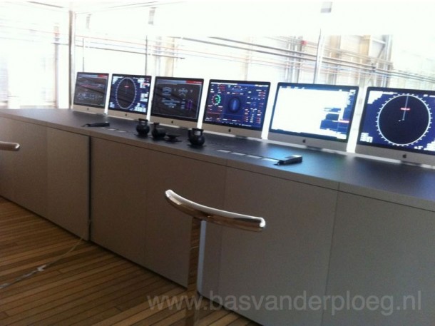 Steve-Jobs-Yacht-Christened-Venus-is-Launched_5