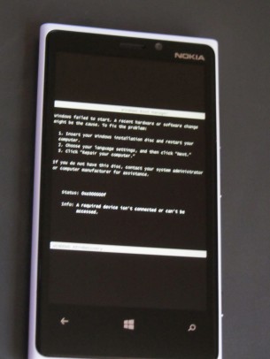 windows-phone-8-has-the-funniest-error-ever_2