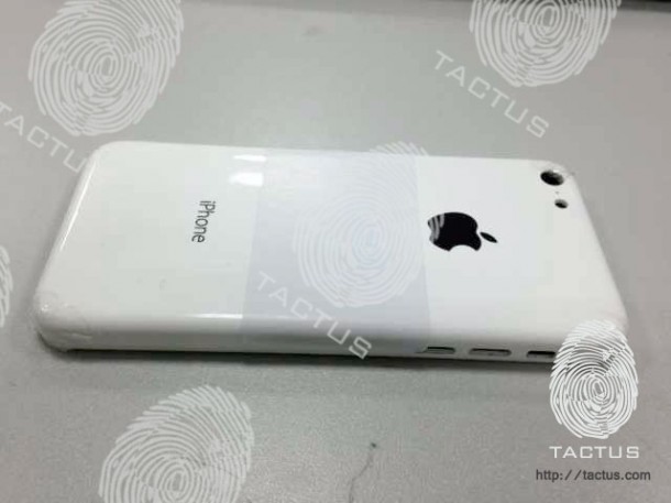 new-pics-show-off-supposed-low-cost-iphones-plastic-rear-shell_1