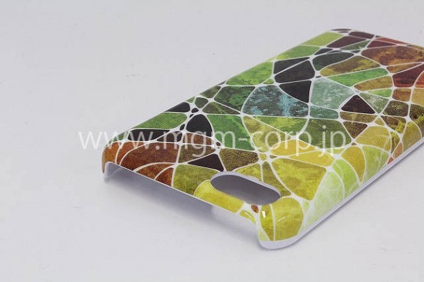 cases-intended-for-low-cost-iphone-show-thicker-rounded-design-1