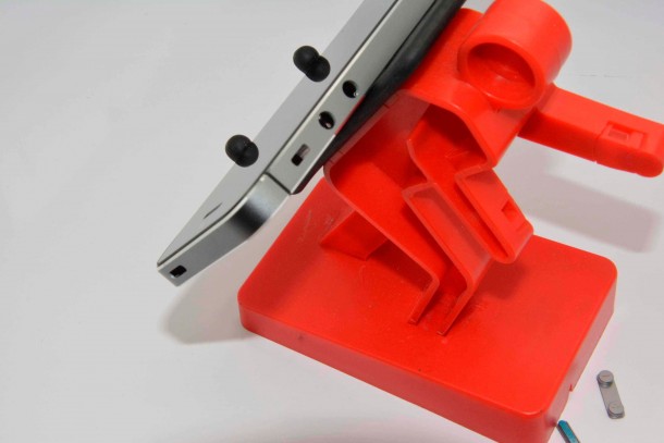 behold-first-part-leaks-grey-graphite-iphone-5s-4