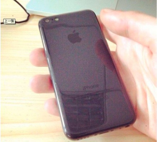 black-iphone-5c-pictured-for-the-first-time-in-leaked-photos-3