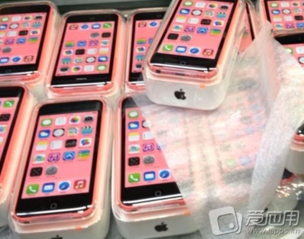 apples-rumored-iphone-5c-quick-start-guide-retail-packaging-reportedly-photographed-1