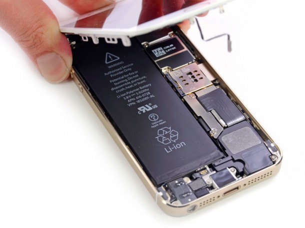 ifixits-iphone-5s-teardown-reveals-touch-id-fingerprint-sensor-invisible-m7-chip-7