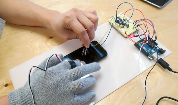 ipad-mini-and-fourth-generation-ipad-have-most-responsive-tablet-touch-screens-2