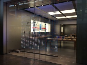 apple-stores-to-celebrate-holidays-with-spectacular-front-window-display-3