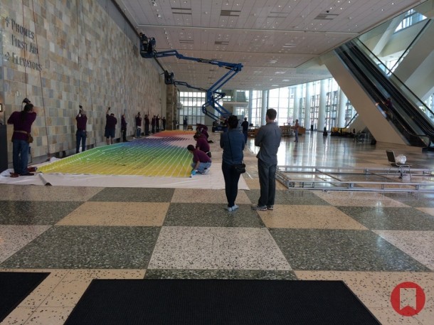 apple-starts-decorating-moscone-west-with-wwdc-2014-banners-1