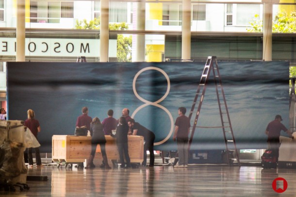 first-ios-8-banner-goes-up-at-moscone-center-ahead-of-wwdc-2