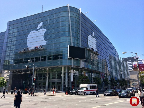 moscone-wwdc-2014-decorations-1