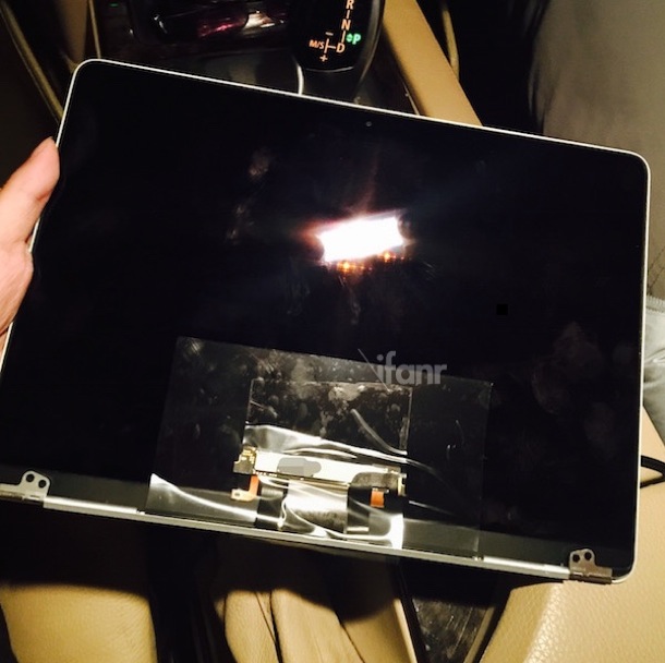leaked-photos-of-rumored-12inch-macbook-air-lid-and-display-1