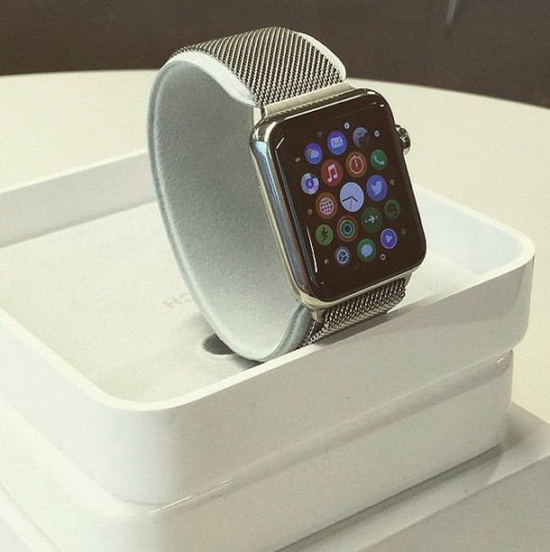 apple-watch-retail-packaging-photo-1