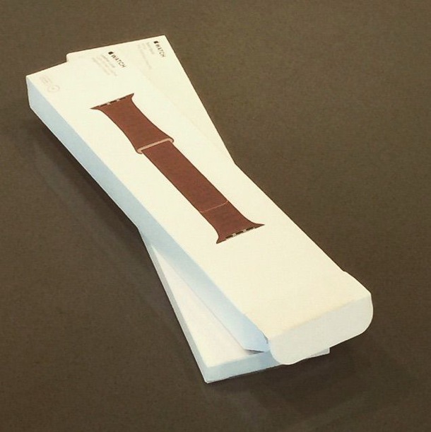 apple-watch-retail-packaging-photo-3