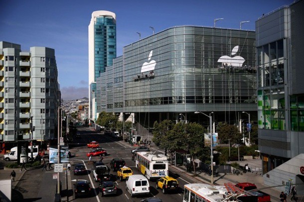 wwdc-2015-decorations-moscone-center-5