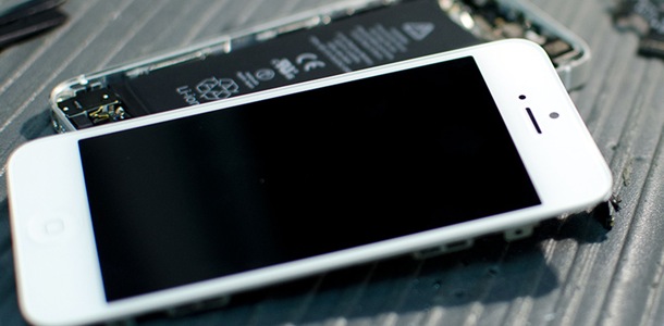 lg-display-becomes-2-panel-supplier-apple-q1-0