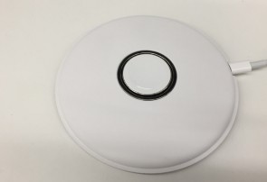 apple-work-on-apple-watch-magnetic-charging-dock-1