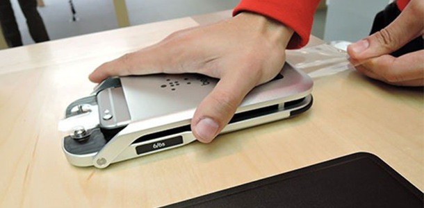 belkin-screen-protectors-system-for-iphone-launches-apple-stores-0