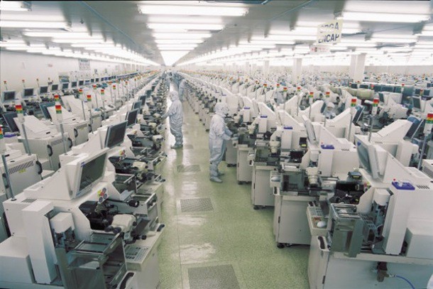 iphone-7-emi-shielding-1