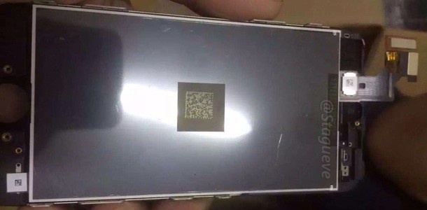leaked-photos-iphone-se-display-0