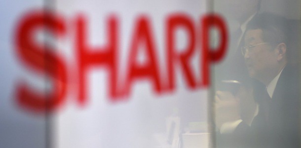 foxconn-confirms-3-5-billion-takeover-of-iphone-display-maker-0