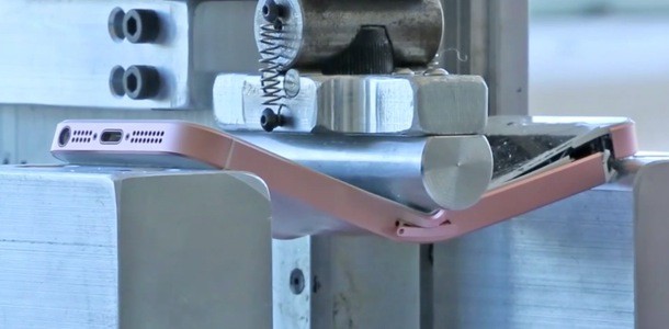 iphone-se-vs-6s-drop-bend-water-tests-0