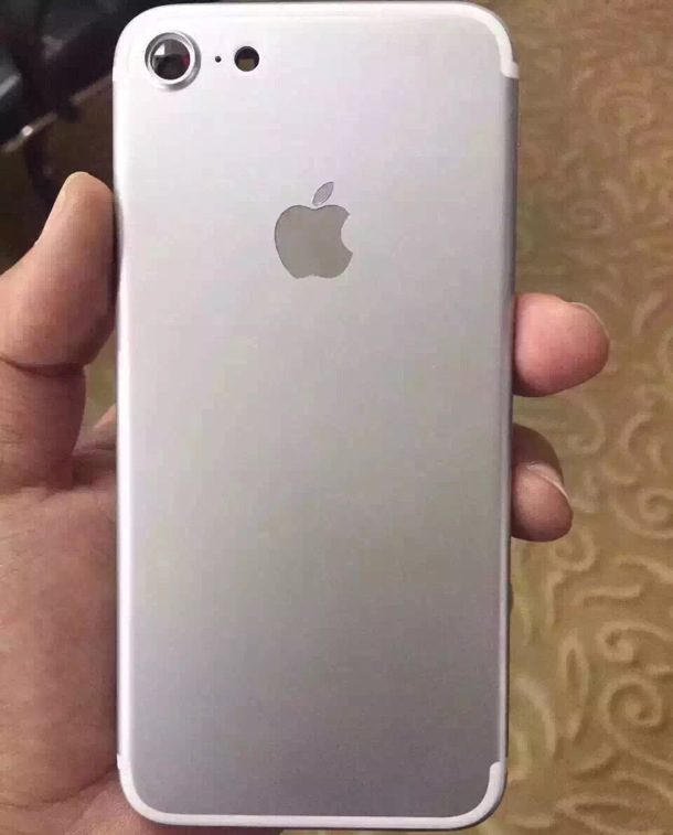 alleged-iphone-7-images-protruding-camera-2