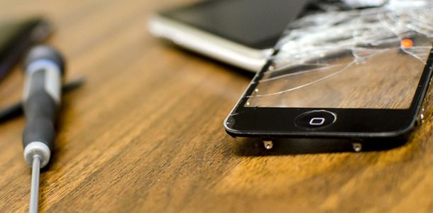 apple-otkroet-v-rossii-sobstvennyiy-servisnyiy-tsentr-po-remontu-iphone-0