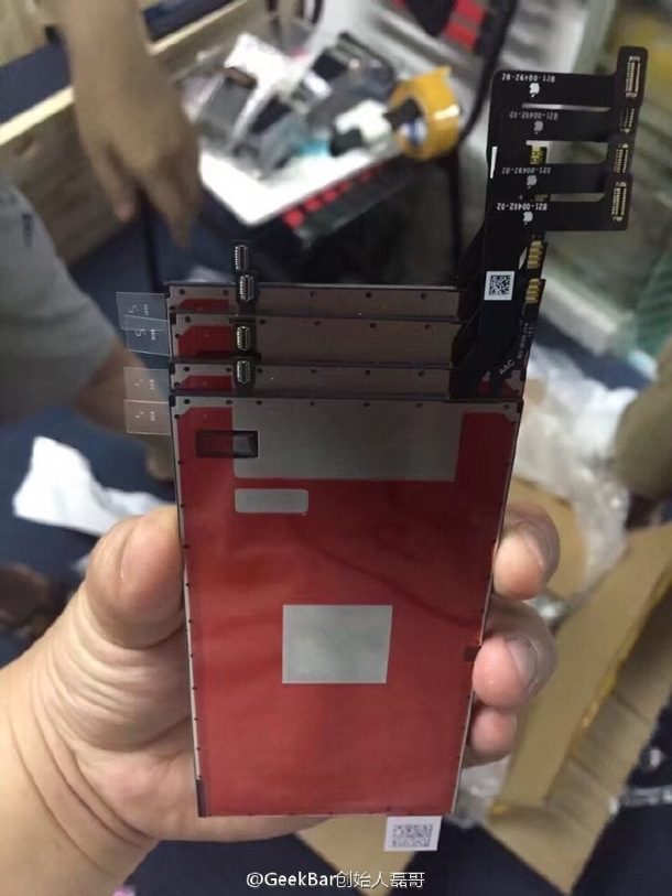 leaked-iphone-7-assembly-front-panel-display-2