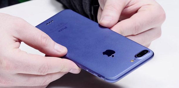 video-shows-iphone-7-plus-in-deep-blue-color-0