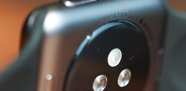 future-apple-watches-might-use-heart-rate-sensor-to-identify-owner-0