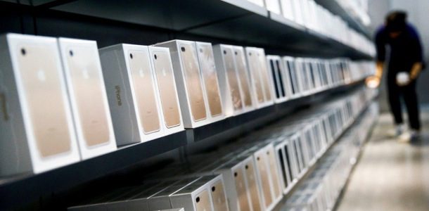 apple-reportedly-begins-to-reduce-orders-for-iphone-7-0