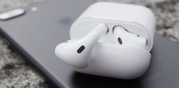 more-reports-suggest-apples-airpods-will-see-pre-christmas-release-0